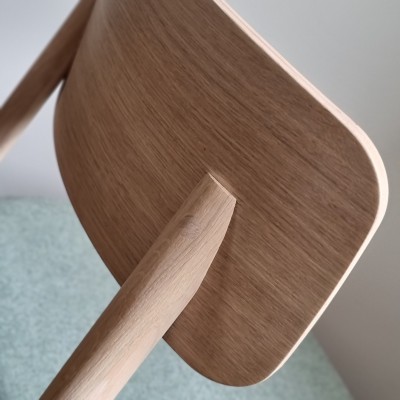 Chaise en chêne massif